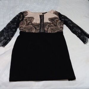 Forever 21 size Medium color black.